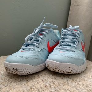 Nike Hard Court Tennis Shoes